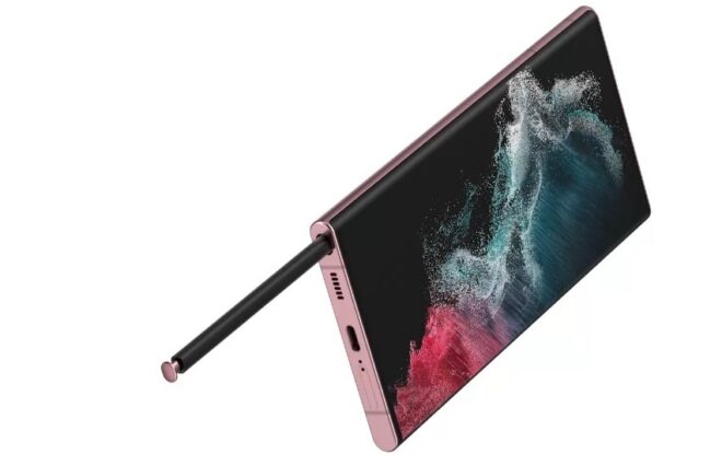 Desain Galaxy S22 Ultra yang elegan dan cantik dilengkapi dengan S Pen yang istimewa